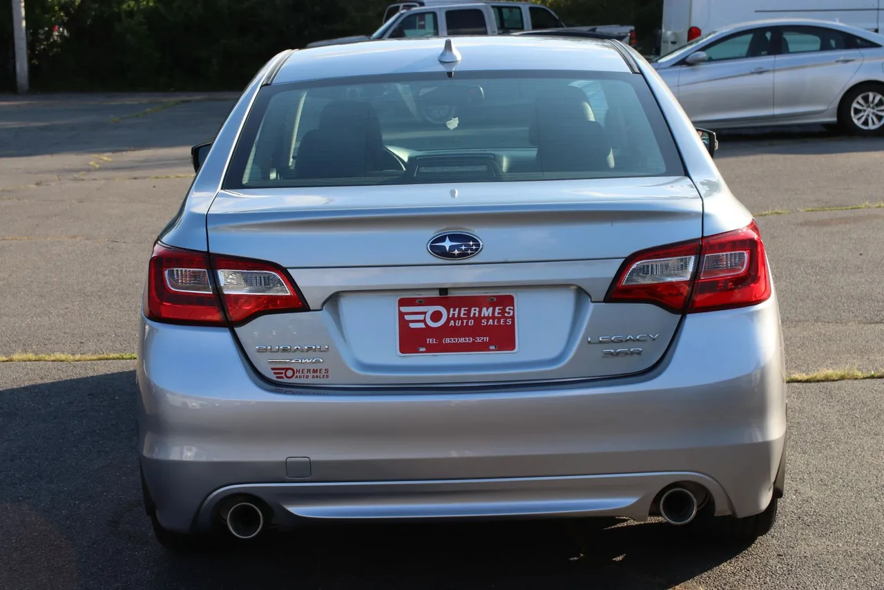 2016 Subaru Legacy — photo 5 of 33