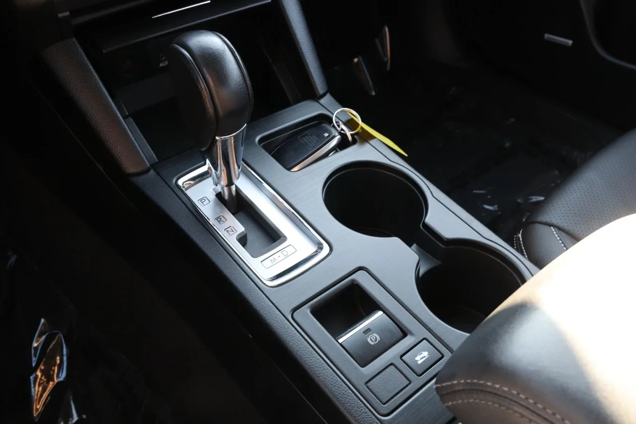 2016 Subaru Legacy — photo 27 of 33