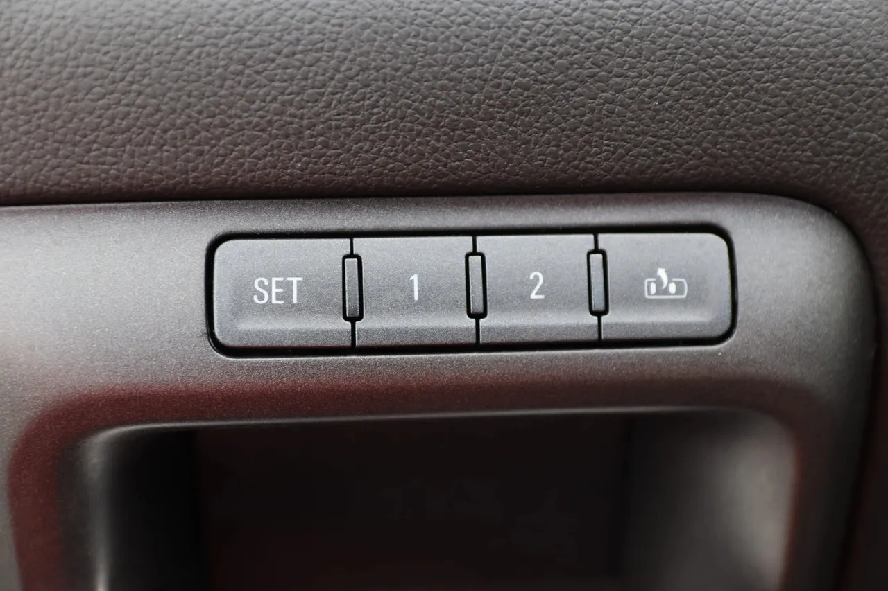 2017 Chevrolet Silverado 1500 Double Cab — photo 12 of 35