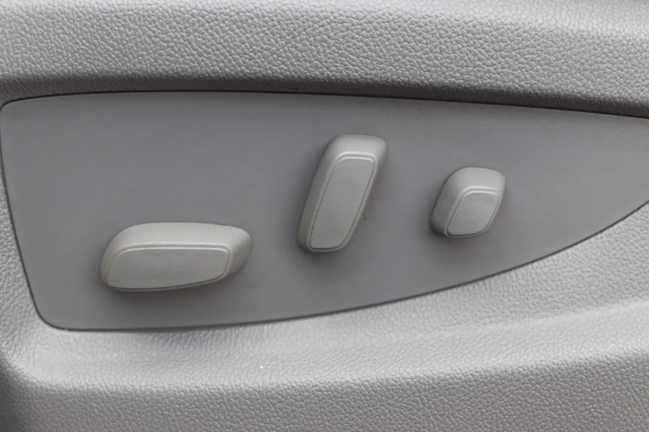 2017 Chevrolet Silverado 1500 Double Cab — photo 13 of 35