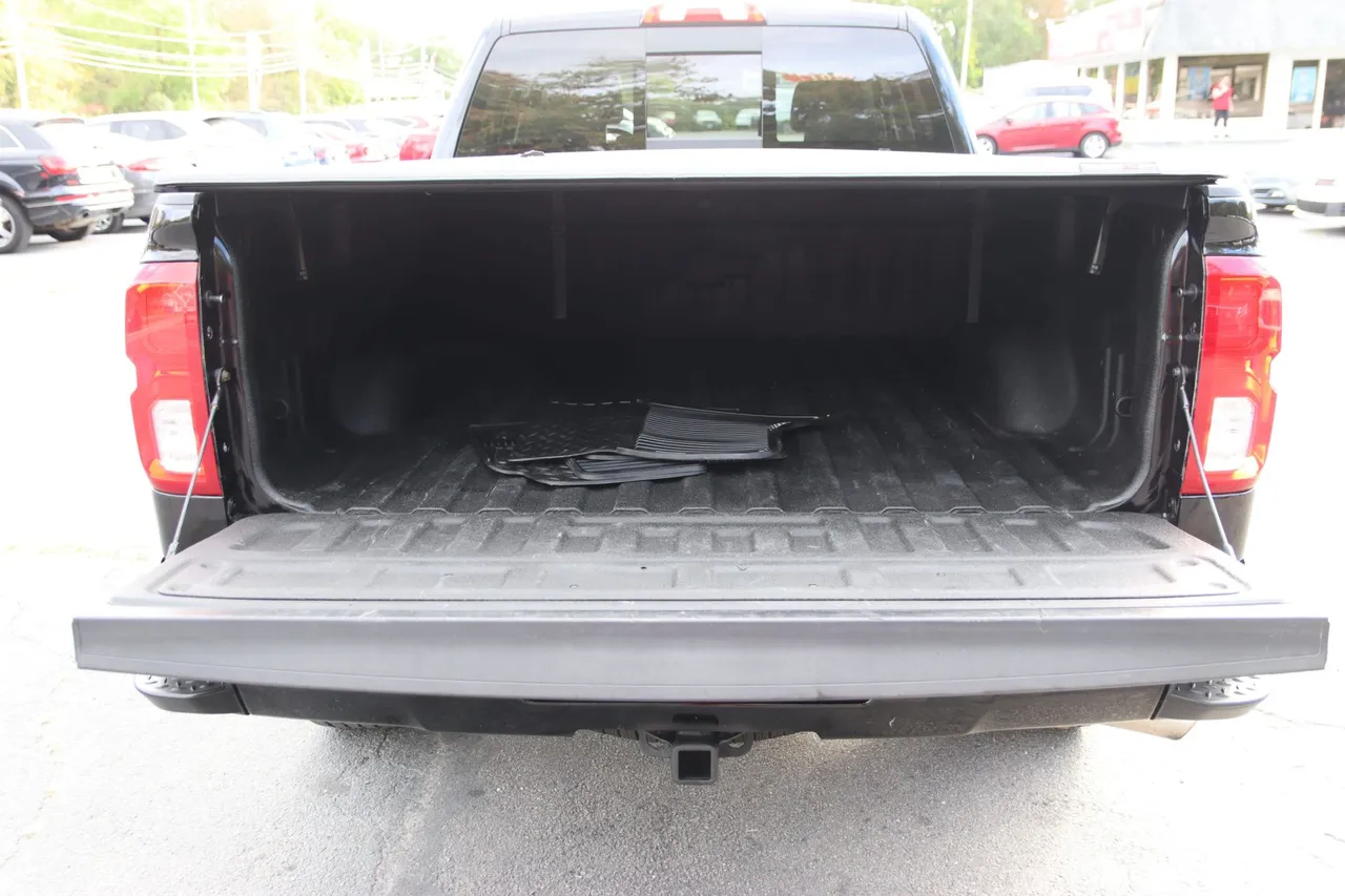 2017 Chevrolet Silverado 1500 Double Cab — photo 18 of 35