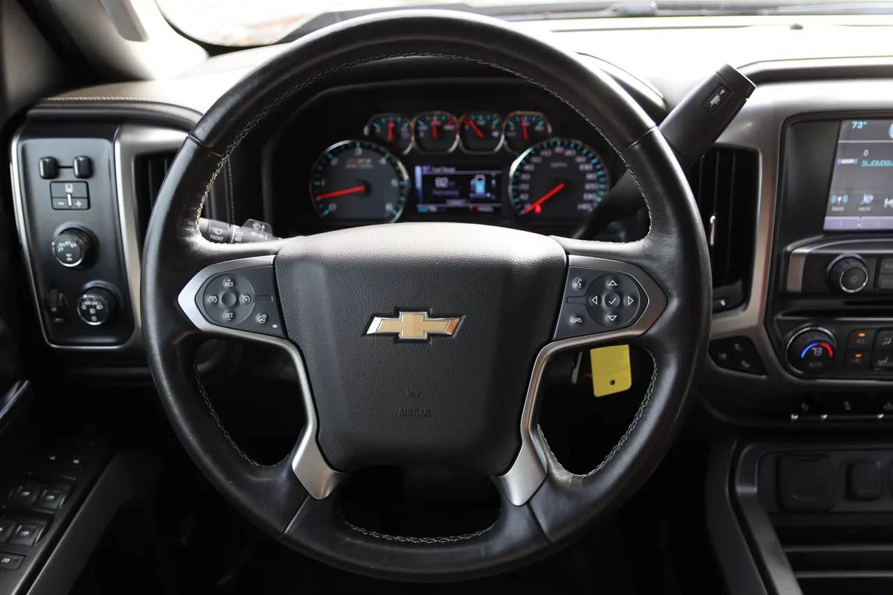 2017 Chevrolet Silverado 1500 Double Cab — photo 20 of 35