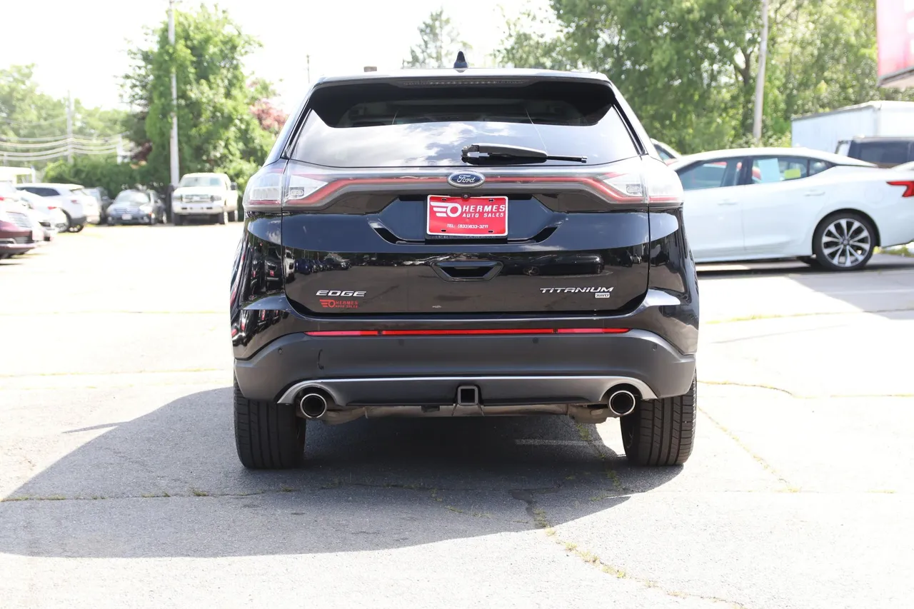 2017 Ford Edge — photo 4 of 32