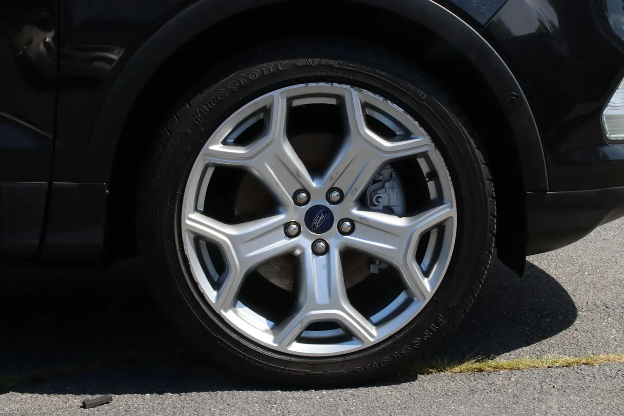 2017 Ford Escape — photo 9 of 32