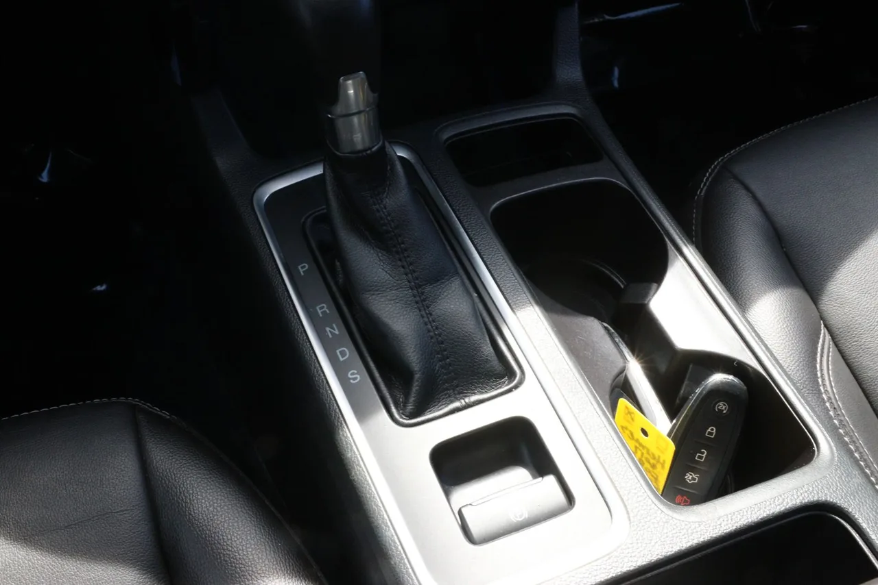 2017 Ford Escape — photo 26 of 32