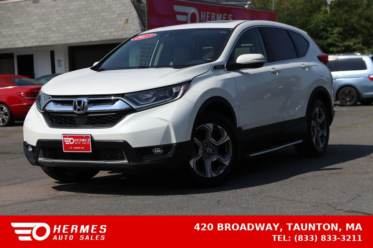 2017 Honda CR-V — photo 1 of 30