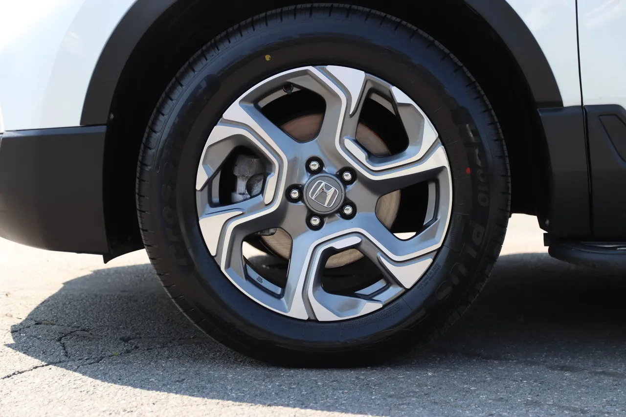 2017 Honda CR-V — photo 27 of 30