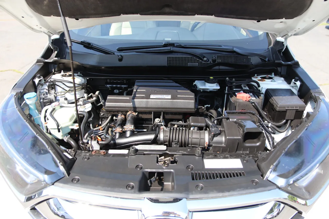 2017 Honda CR-V — photo 28 of 30