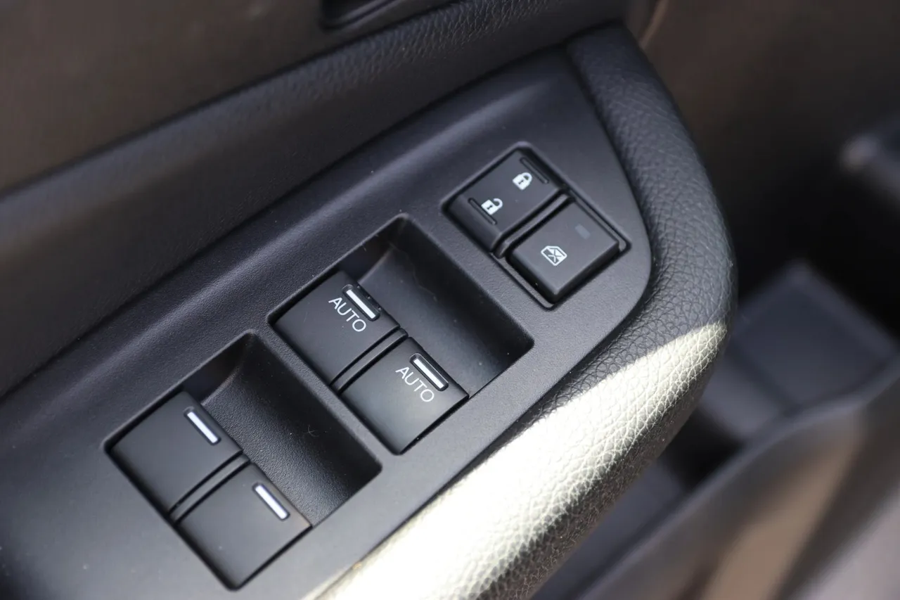 2017 Honda Pilot — photo 10 of 36