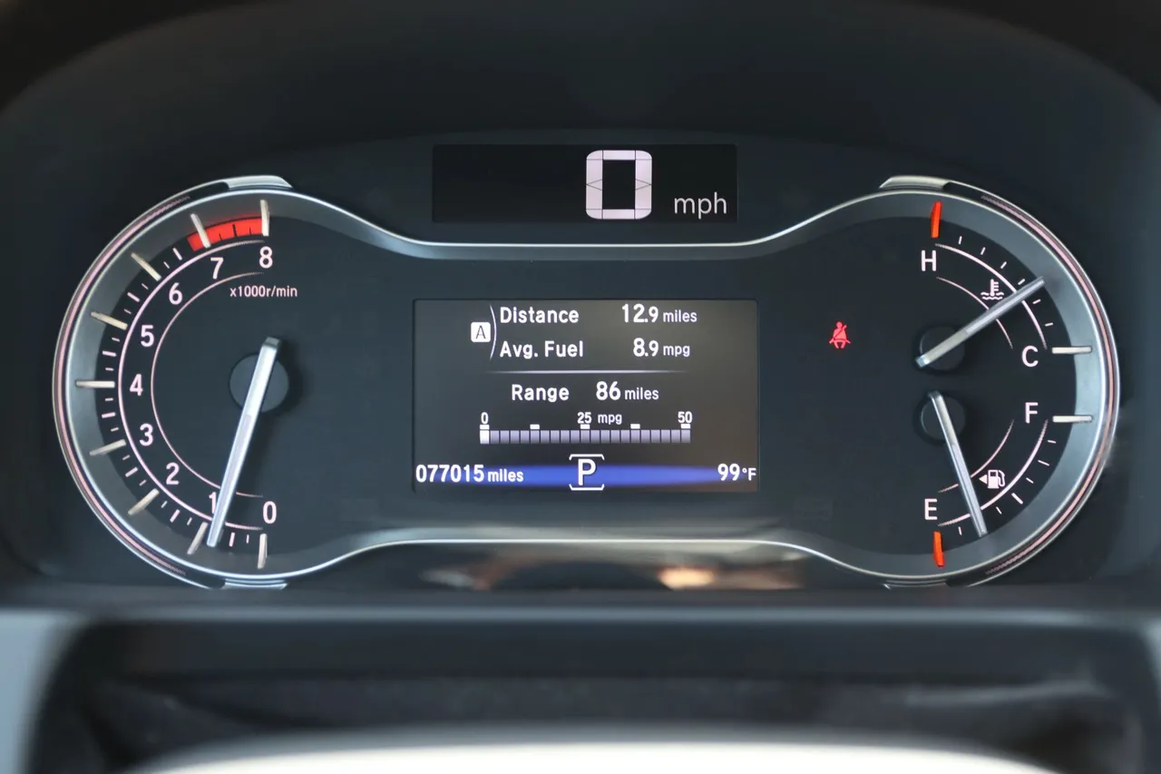 2017 Honda Pilot — photo 26 of 36