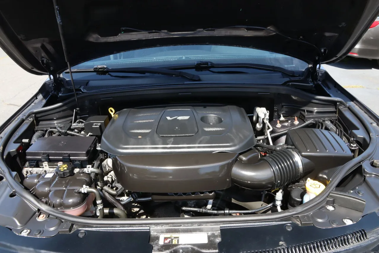 2017 Jeep Grand Cherokee — photo 12 of 31
