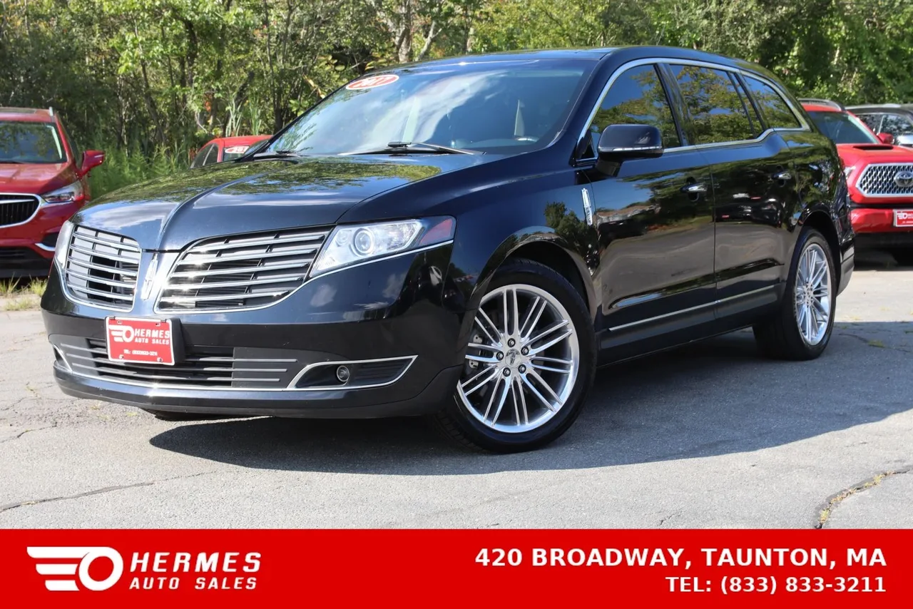 2017 Lincoln MKT Gtdi Sport Utility 4D in Black — photo 1 of 31