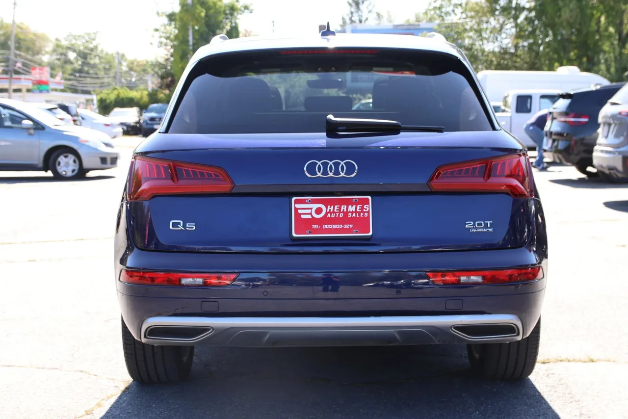 2018 Audi Q5 Prestige Sport Utility 4D in Blue — photo 5 of 42