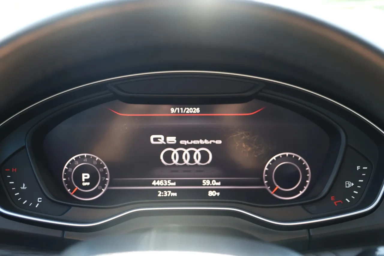 2018 Audi Q5 Prestige Sport Utility 4D in Blue — photo 32 of 42