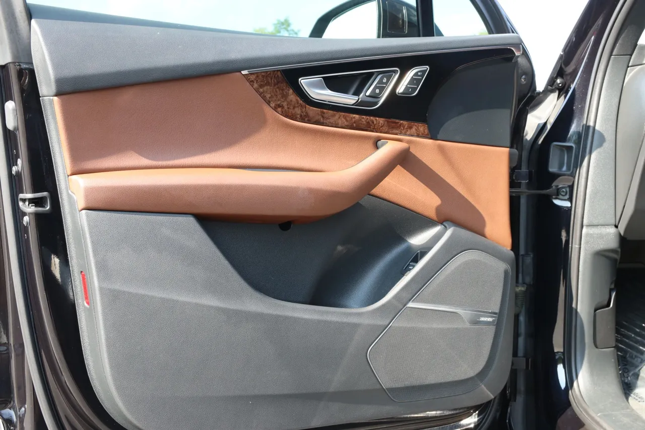 2018 Audi Q7 — photo 14 of 40