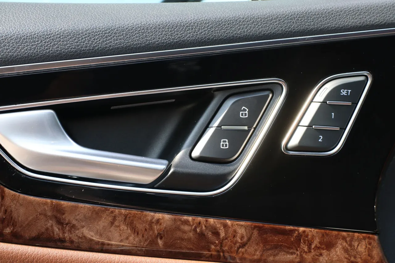 2018 Audi Q7 — photo 15 of 40