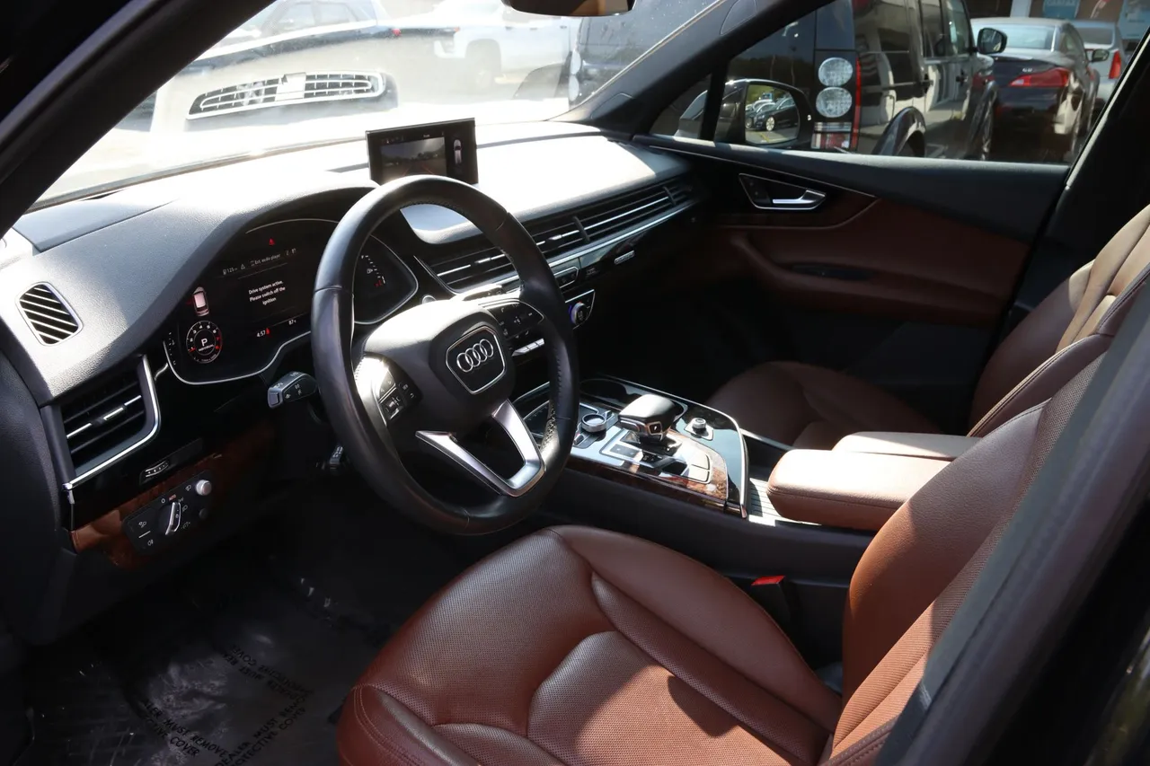 2018 Audi Q7 — photo 19 of 40