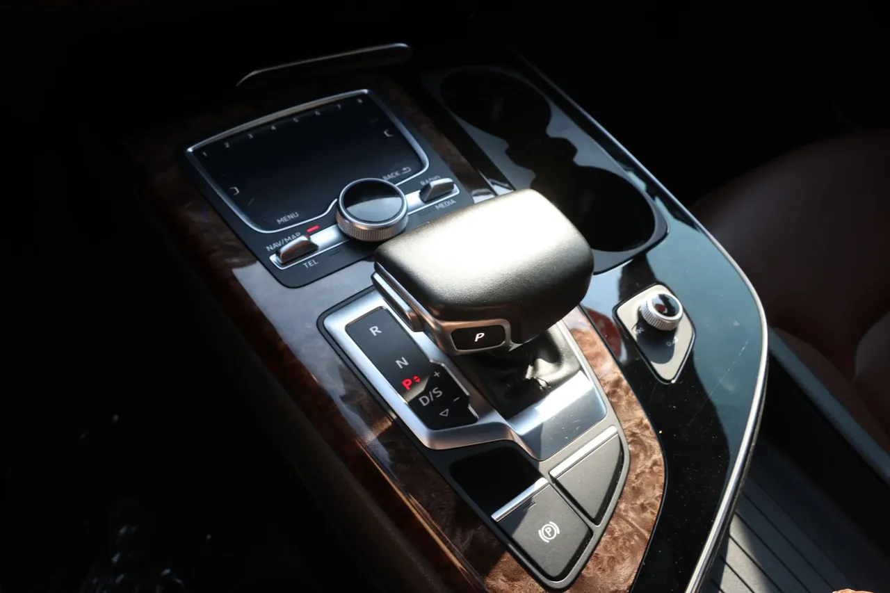 2018 Audi Q7 — photo 32 of 40