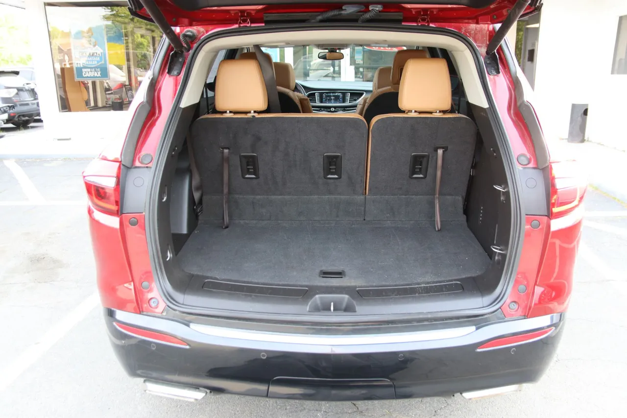 2018 Buick Enclave — photo 20 of 33