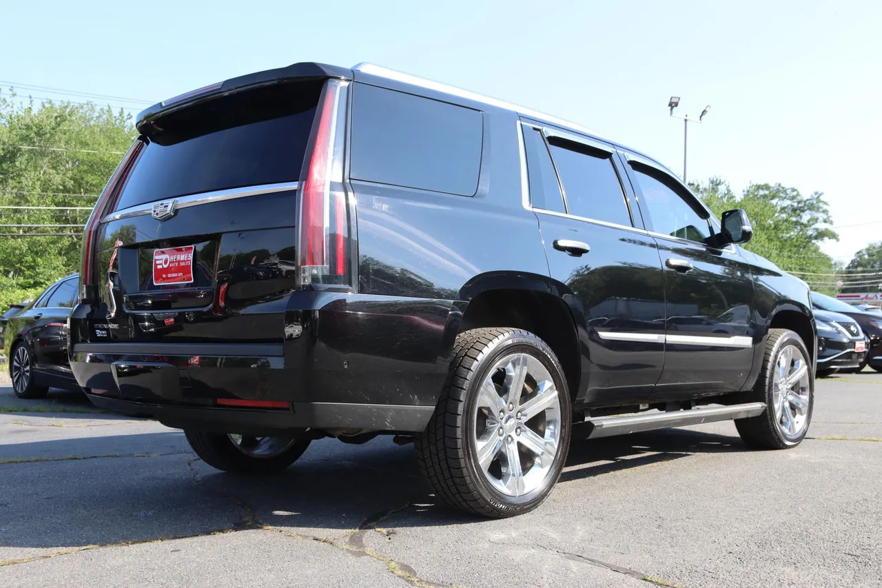 2018 Cadillac Escalade — photo 5 of 36
