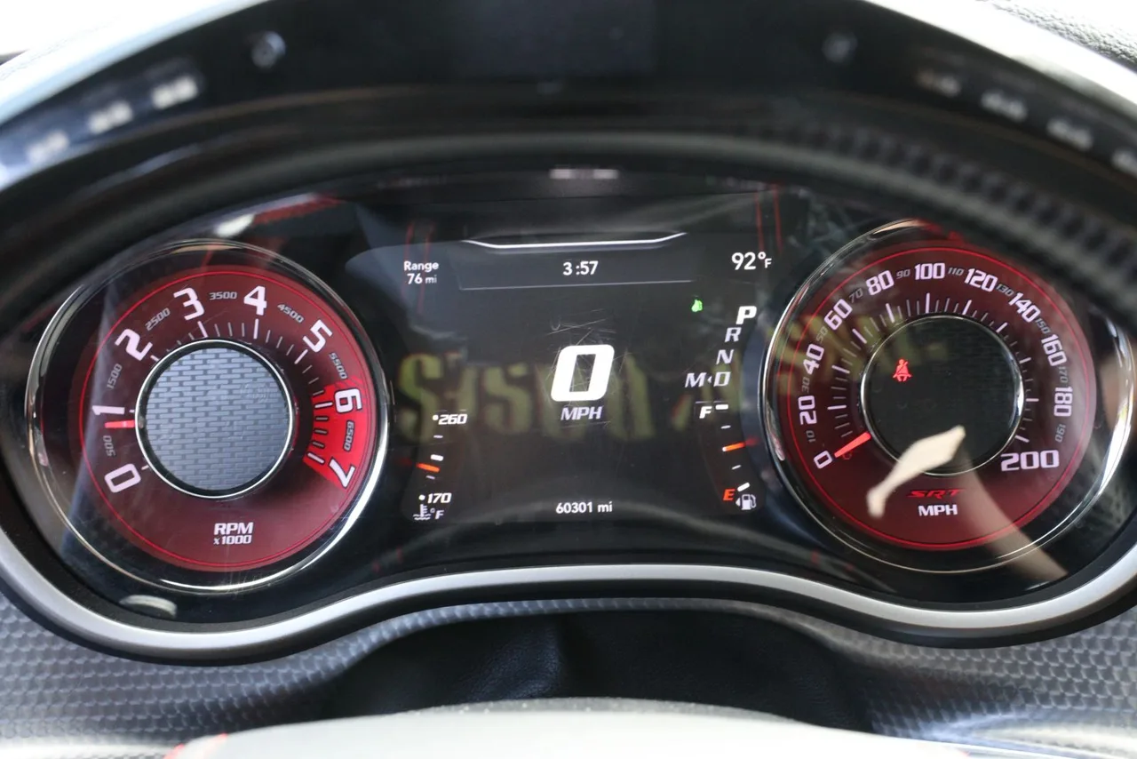 2018 Dodge Challenger — photo 17 of 24