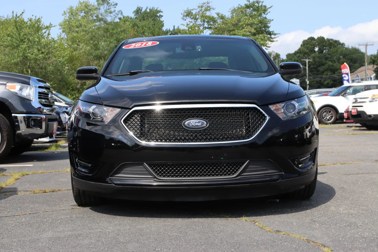 2018 Ford Taurus — photo 6 of 34