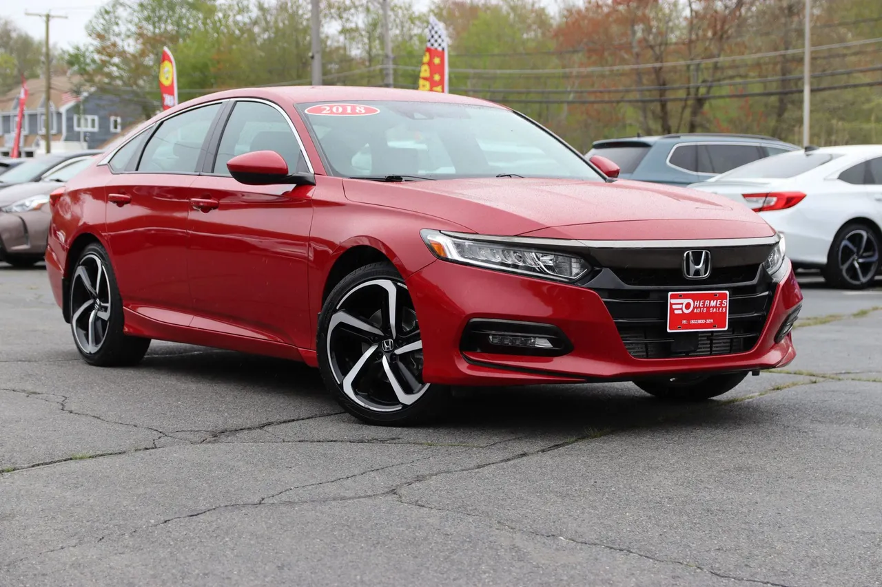 2018 Honda Accord — photo 2 of 28