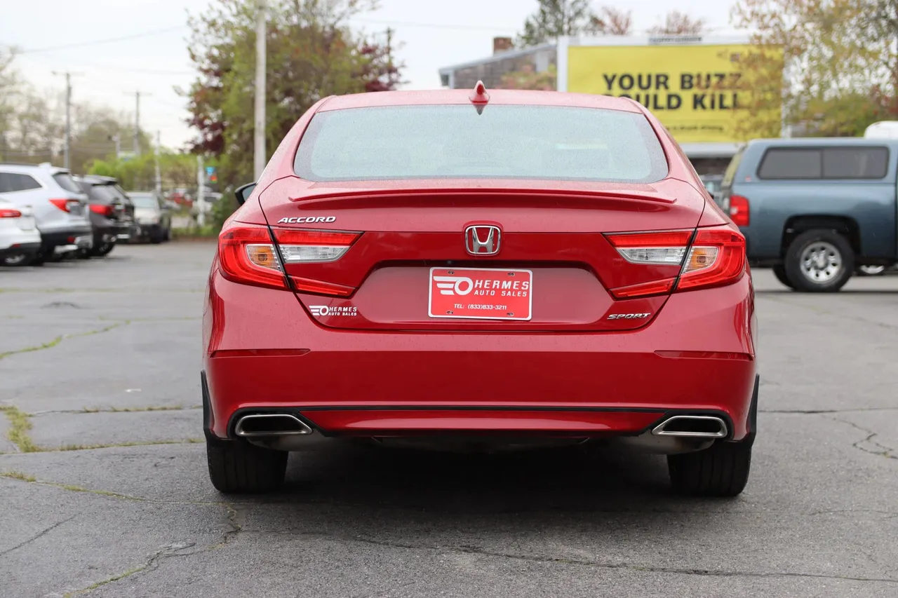 2018 Honda Accord — photo 6 of 28