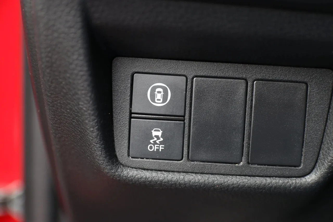 2018 Honda Accord — photo 24 of 28
