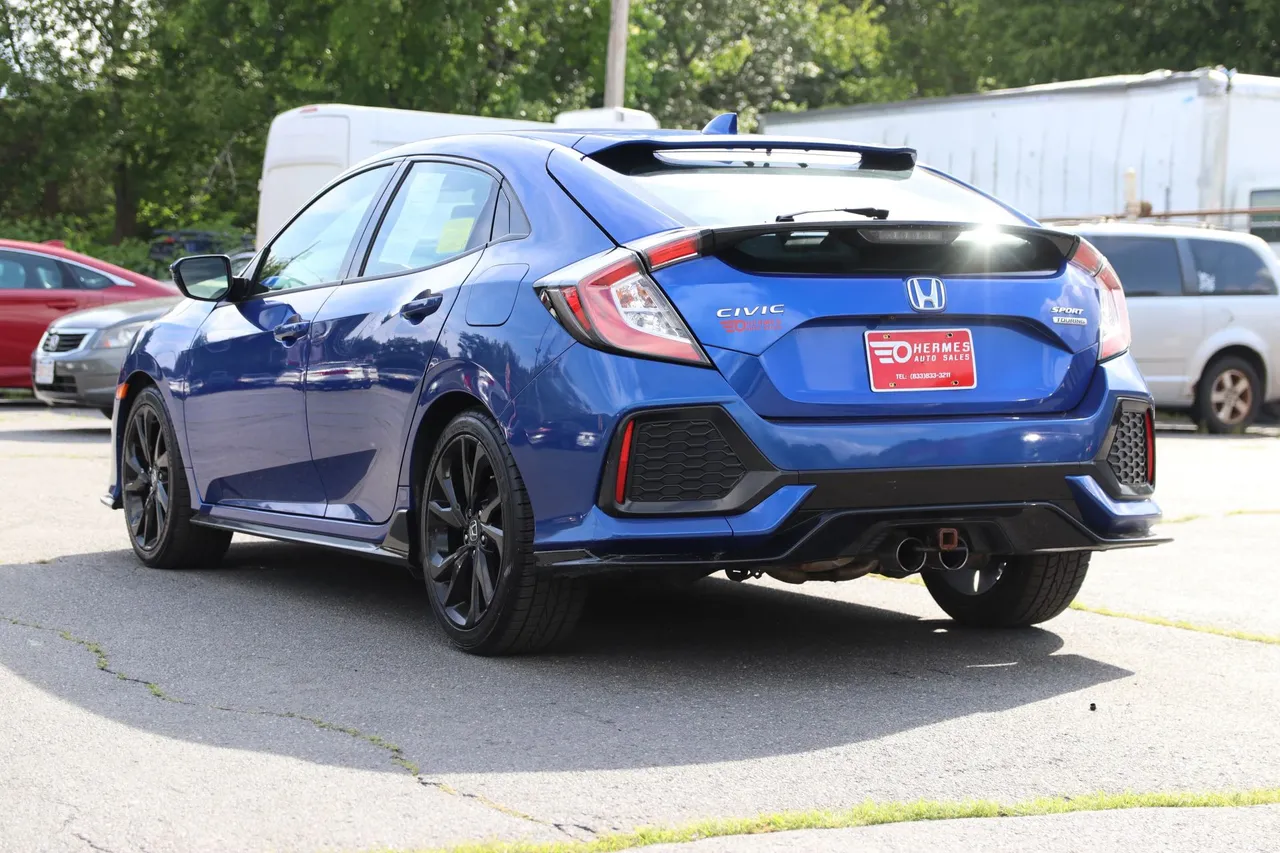 2018 Honda Civic — photo 3 of 30