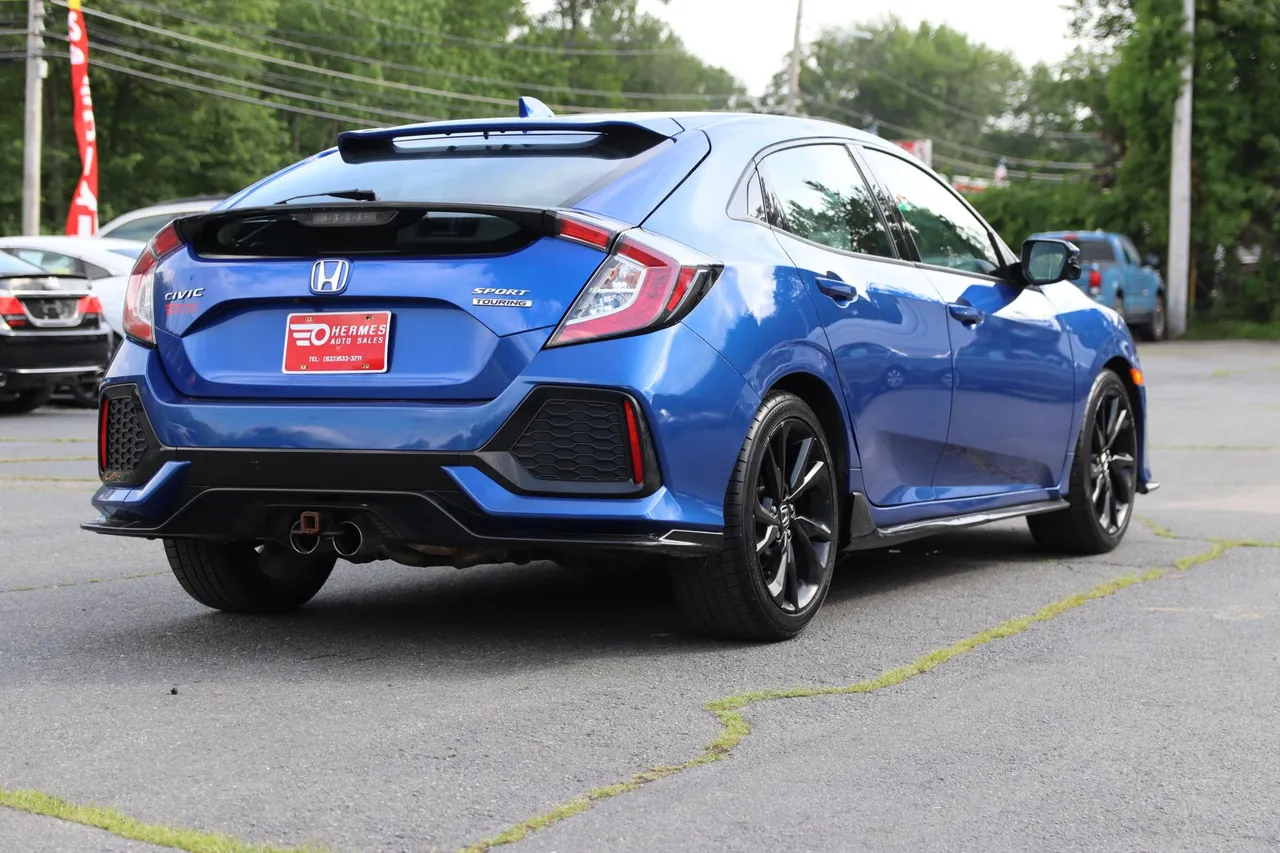 2018 Honda Civic — photo 5 of 30