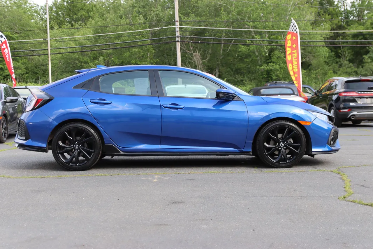 2018 Honda Civic — photo 6 of 30