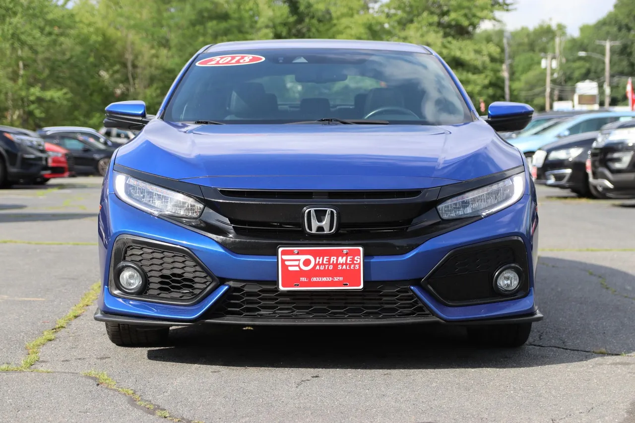 2018 Honda Civic — photo 8 of 30