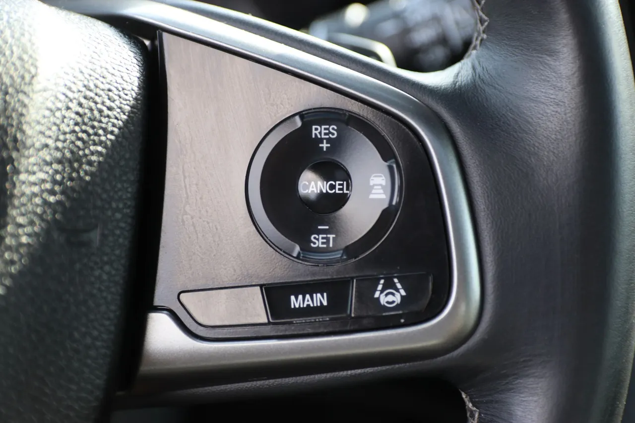 2018 Honda Civic — photo 20 of 30