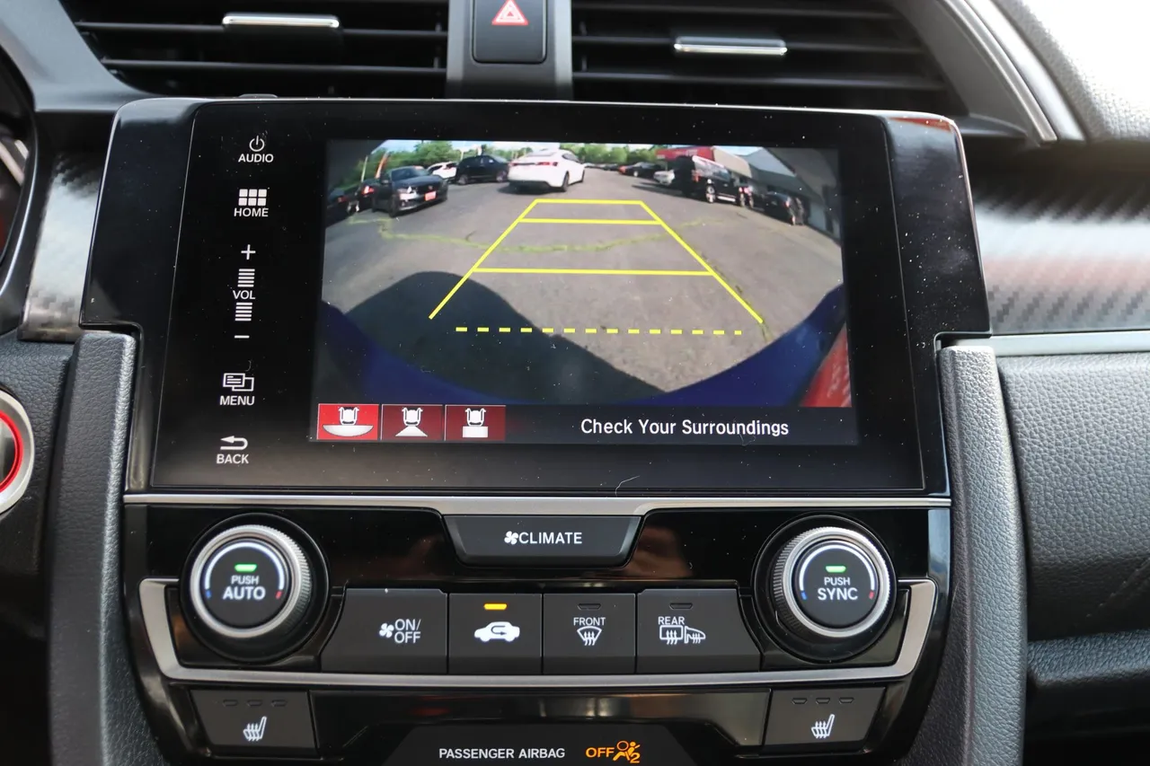 2018 Honda Civic — photo 22 of 30