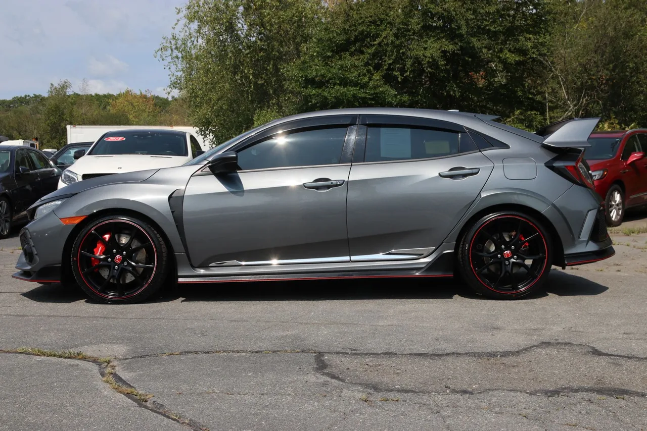2018 Honda Civic Type R — photo 2 of 28