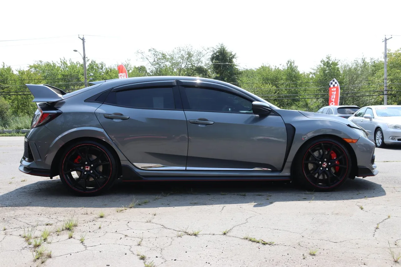 2018 Honda Civic Type R — photo 8 of 28