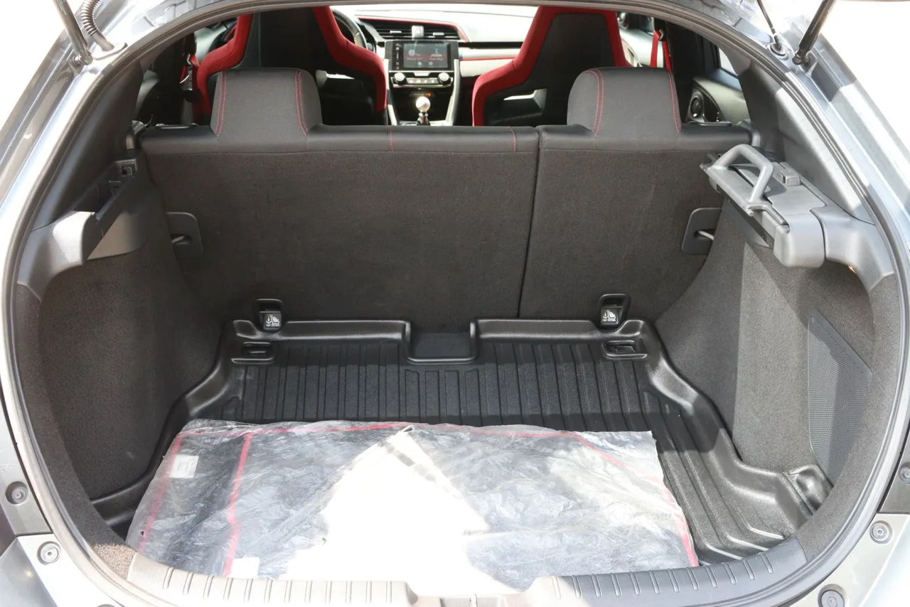 2018 Honda Civic Type R — photo 11 of 28