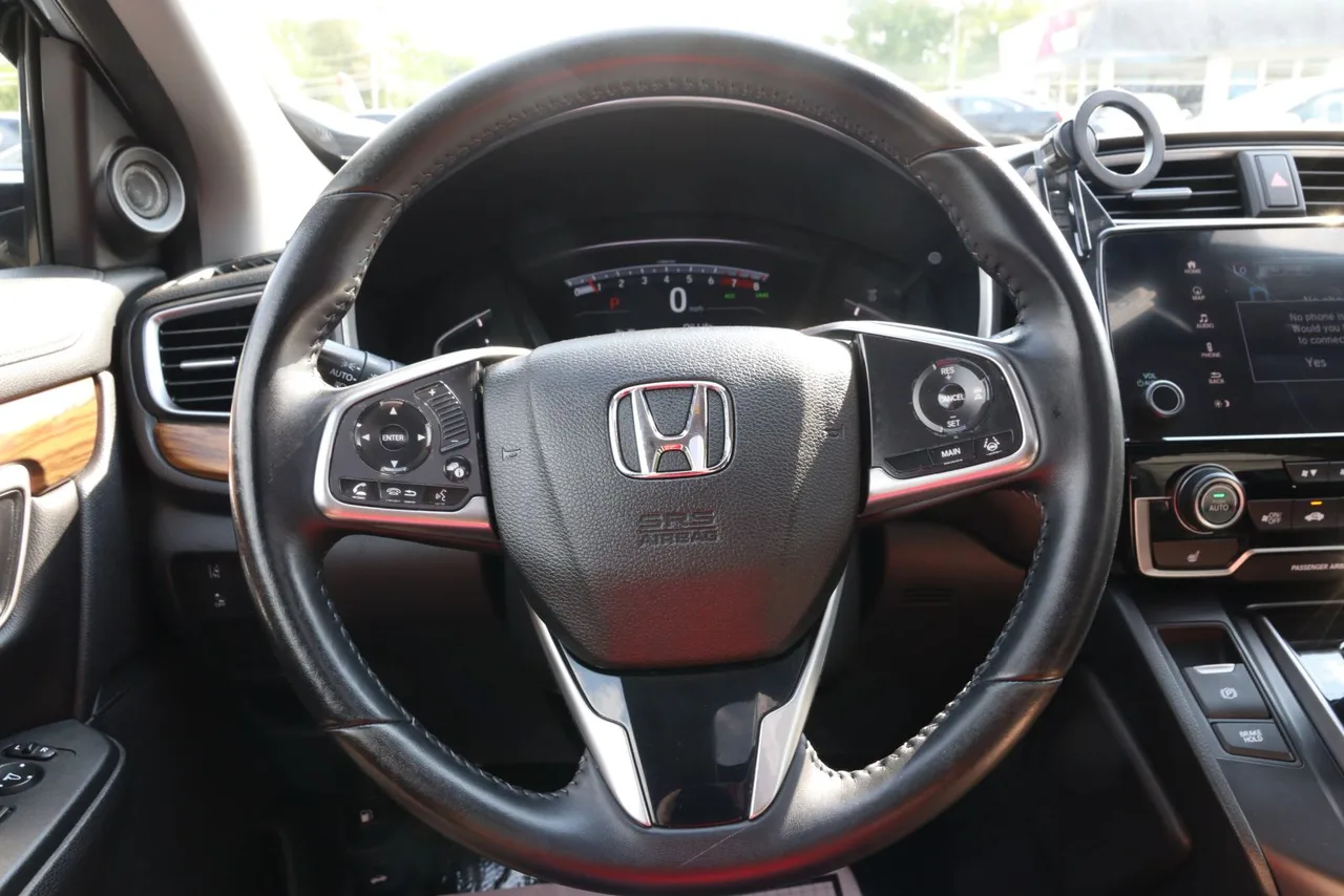 2018 Honda CR-V Touring Sport Utility 4D in Gray — photo 20 of 34