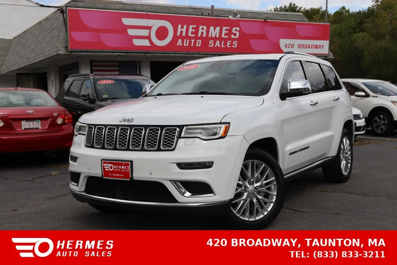 2018 Jeep Grand Cherokee Summit Sport Utility 4D in White — photo 1 of 39