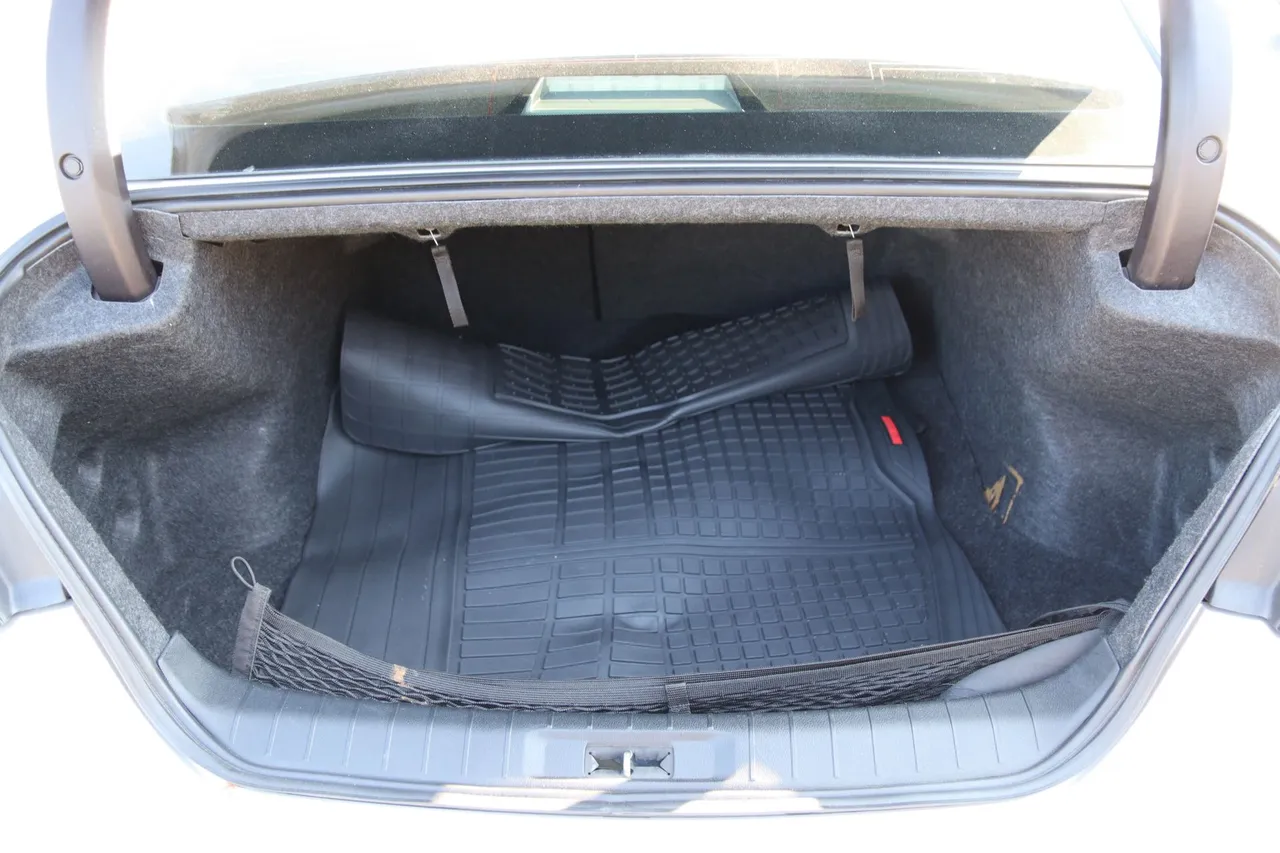 2018 Nissan Maxima — photo 11 of 33