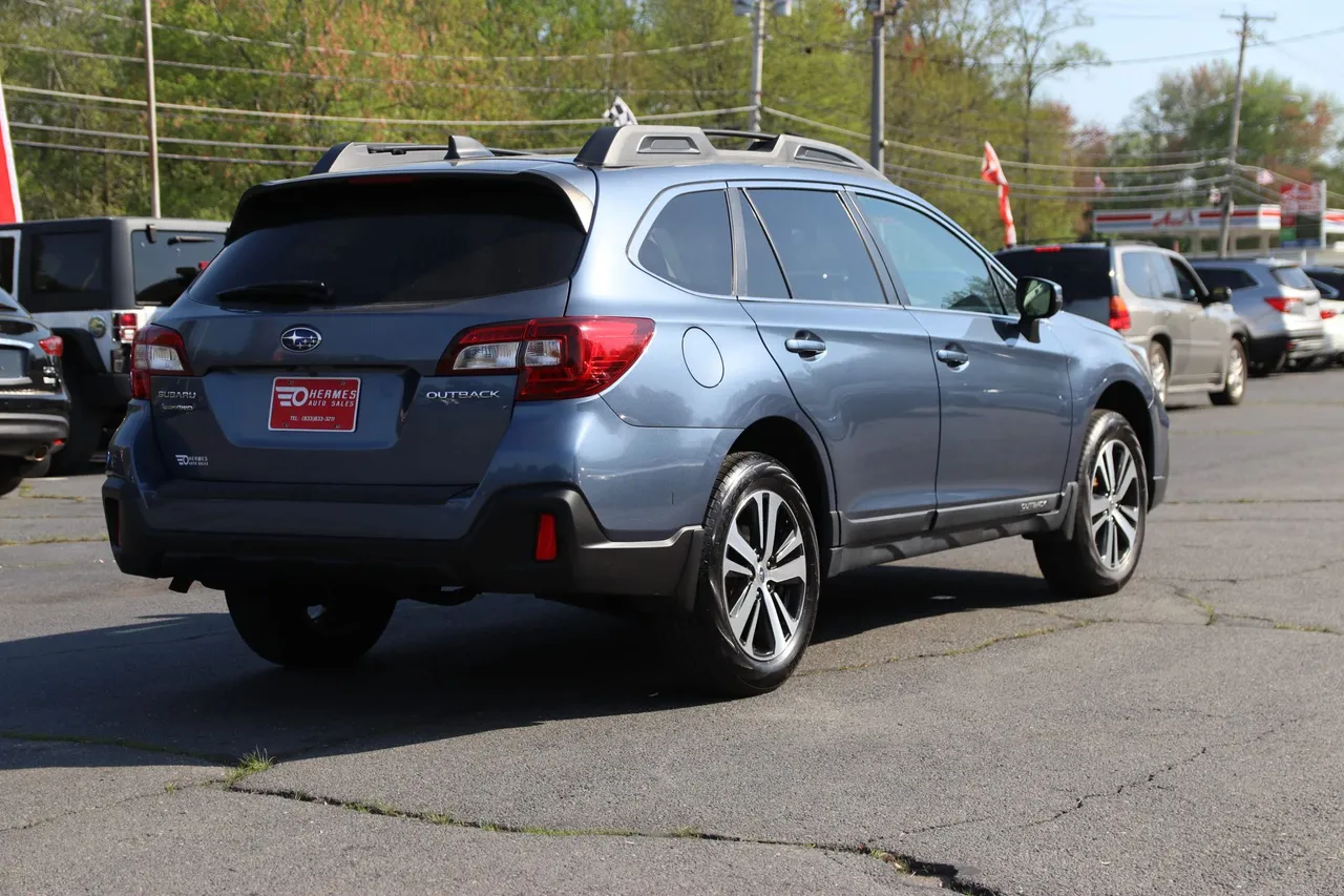 2018 Subaru Outback — photo 5 of 33