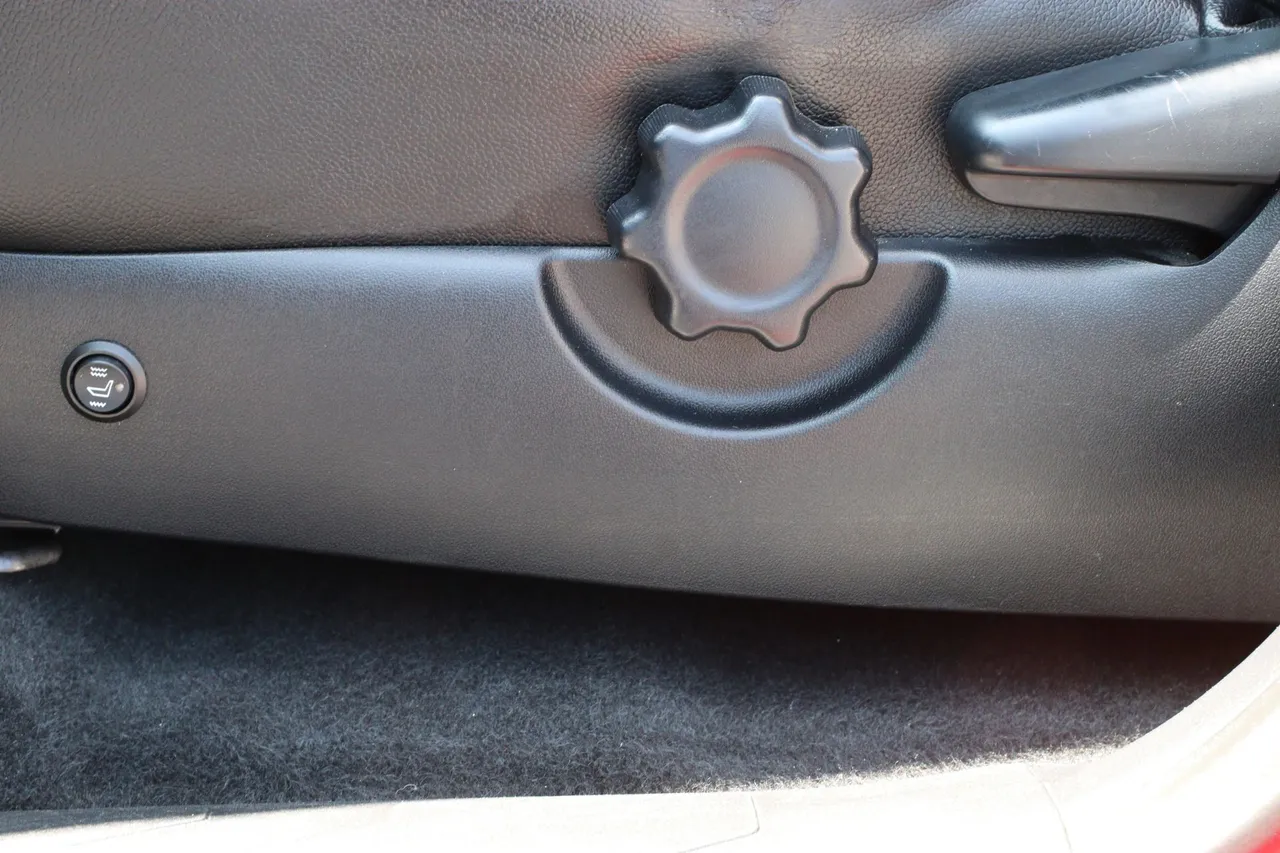 2018 Toyota Tacoma Double Cab — photo 17 of 34