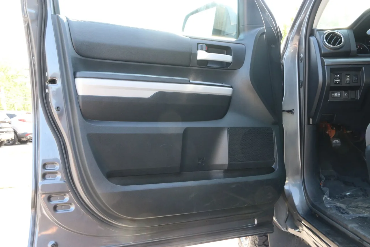 2018 Toyota Tundra Double Cab SR5 Pickup 4D 6 1/2 ft in Gray — photo 12 of 31