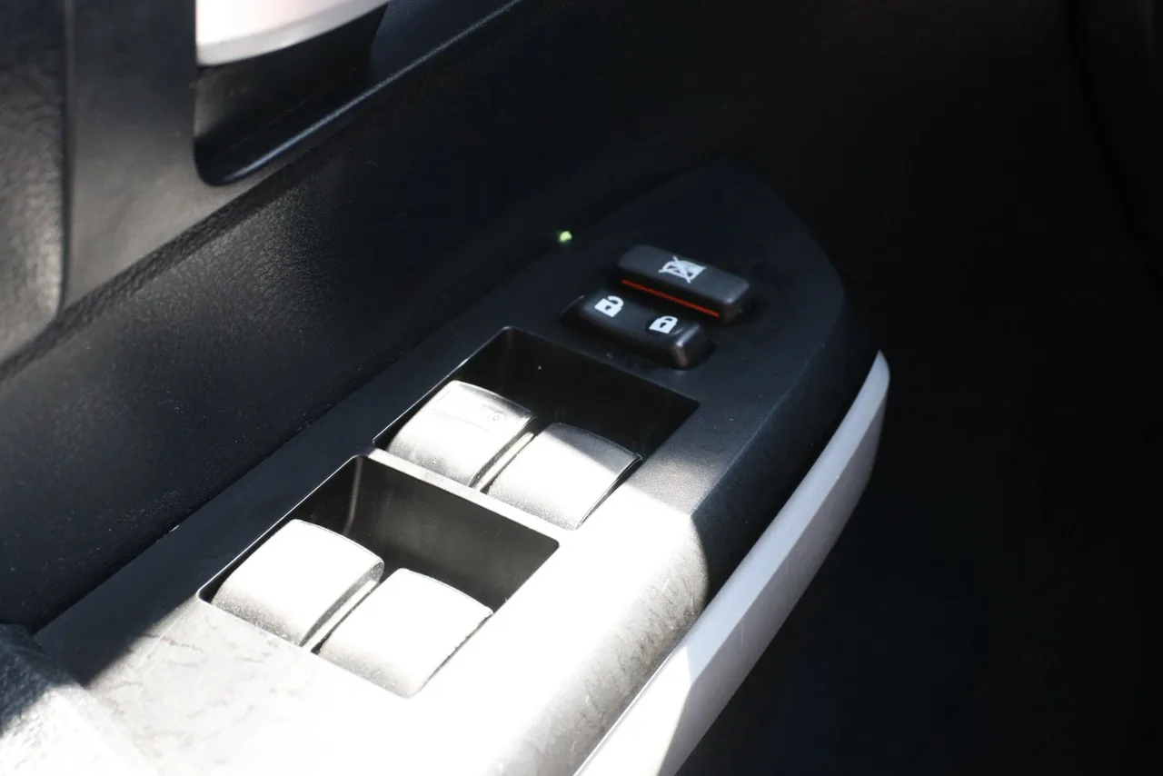 2018 Toyota Tundra Double Cab SR5 Pickup 4D 6 1/2 ft in Gray — photo 16 of 31