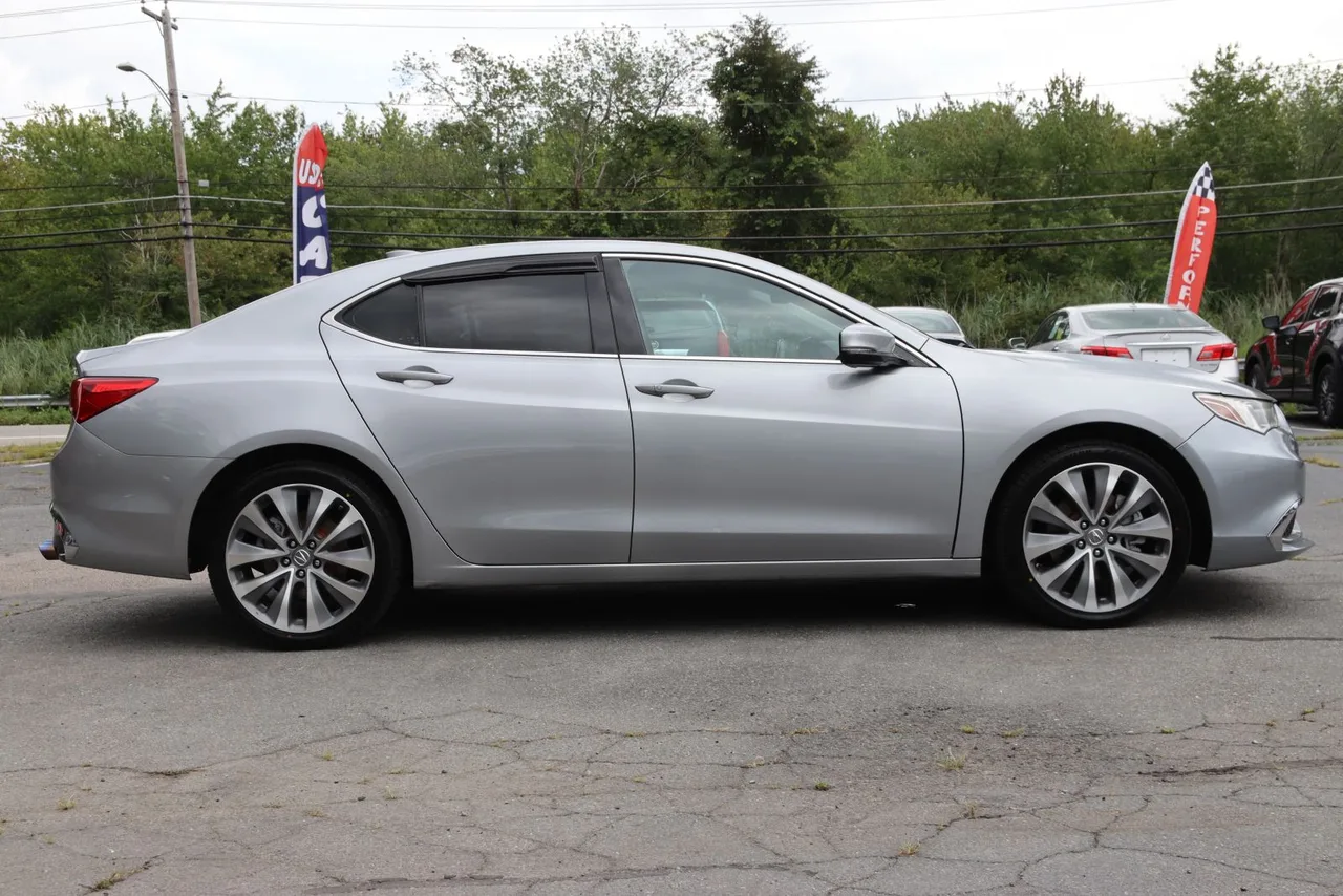 2019 Acura TLX 3.5 Sedan 4D in Gray — photo 4 of 33