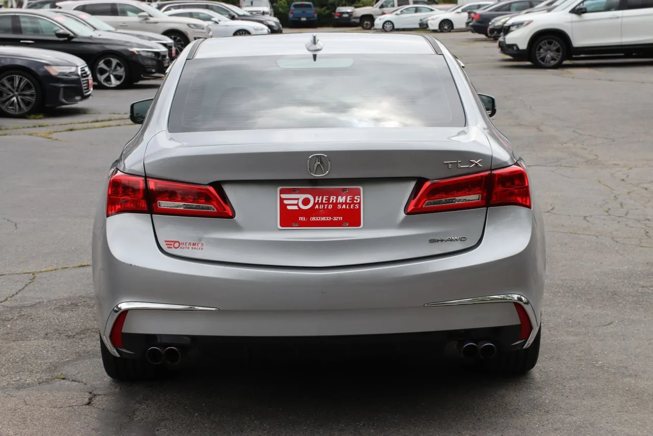 2019 Acura TLX 3.5 Sedan 4D in Gray — photo 6 of 33