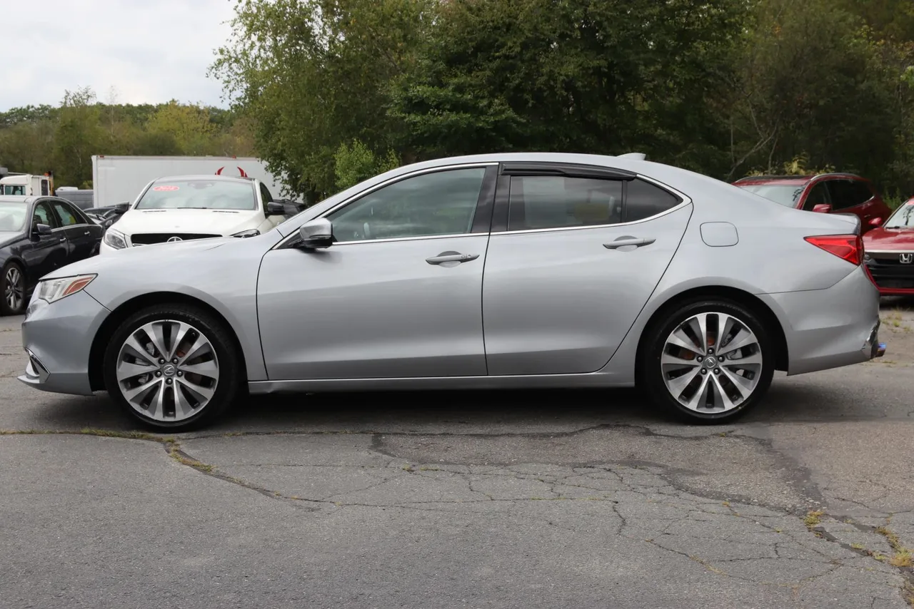 2019 Acura TLX 3.5 Sedan 4D in Gray — photo 8 of 33