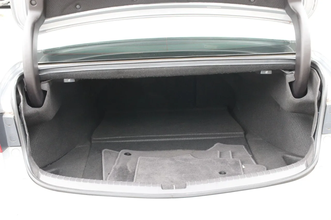 2019 Acura TLX 3.5 Sedan 4D in Gray — photo 10 of 33
