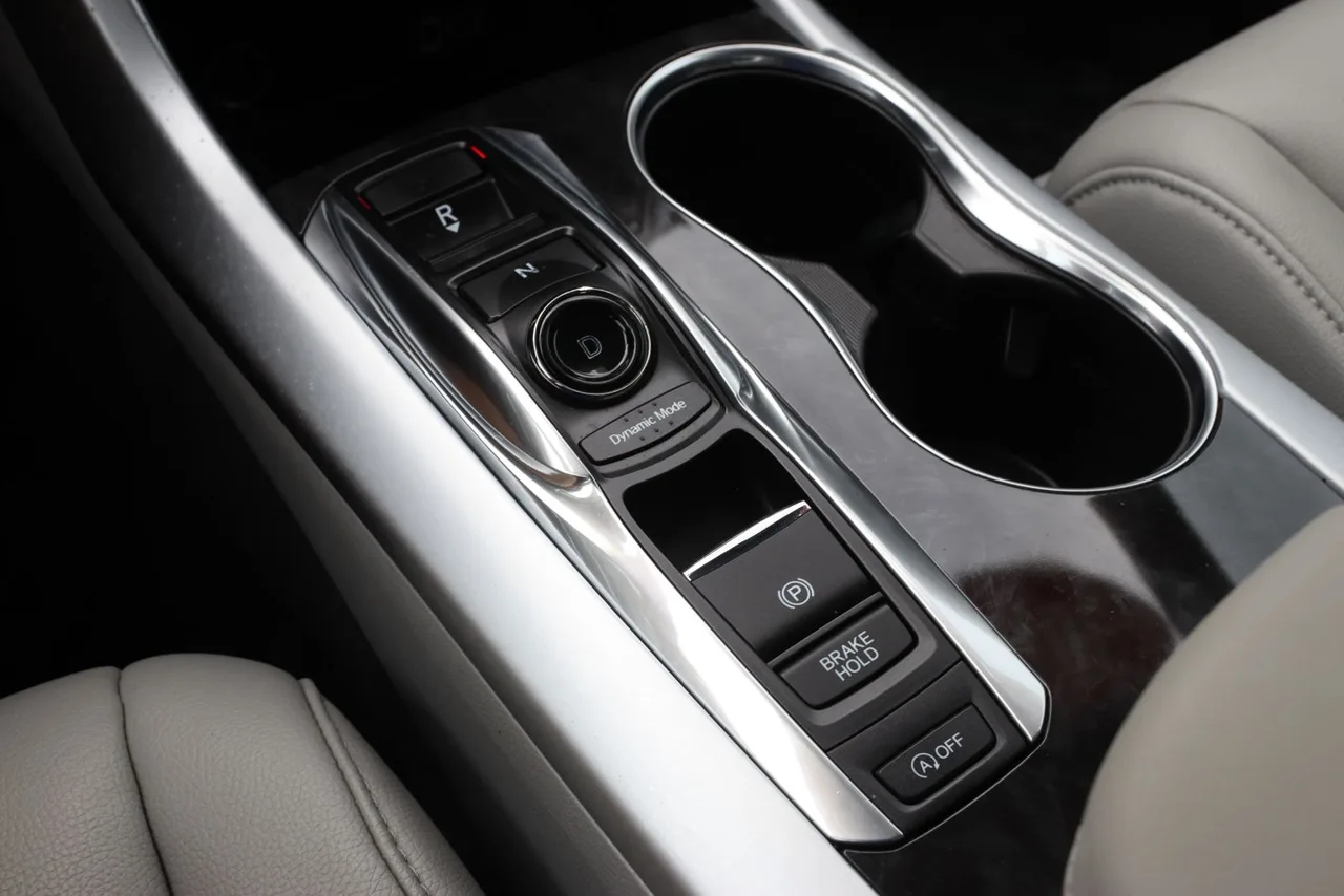 2019 Acura TLX 3.5 Sedan 4D in Gray — photo 25 of 33